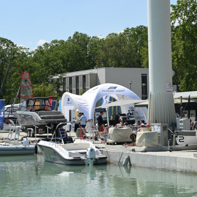 Pannon Yacht - House Boat Show