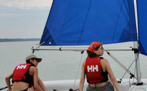 Egy napra a Kékszalag PORT-ba költöznek a Szív Bajnokai